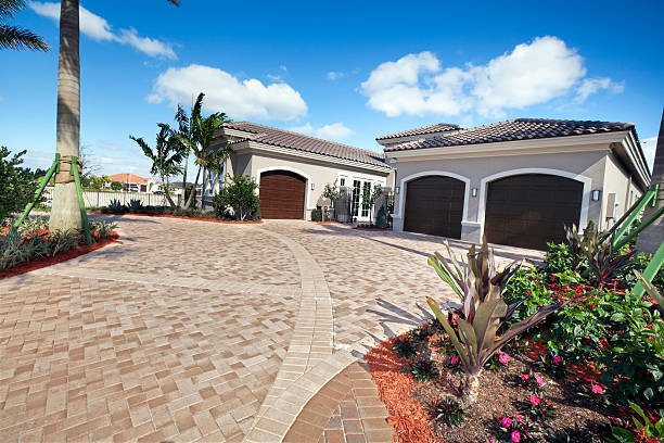 Best Driveway Paving Contractor  in Burien, WA